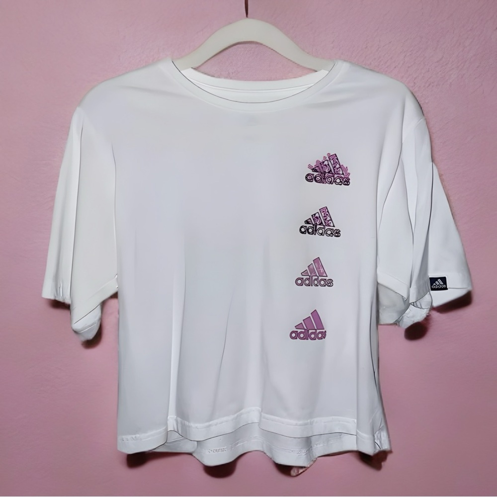 Adidas Women's White Graphic Semi Cropped Tee